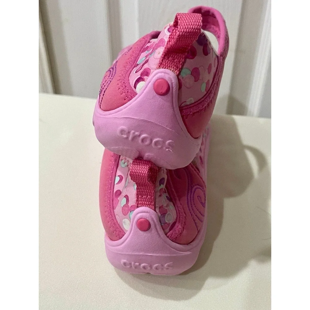 Crocs Girls Pink Purple Polka Dot Mary Jane Flats Shoes 204693‎ Size J2 Coquette